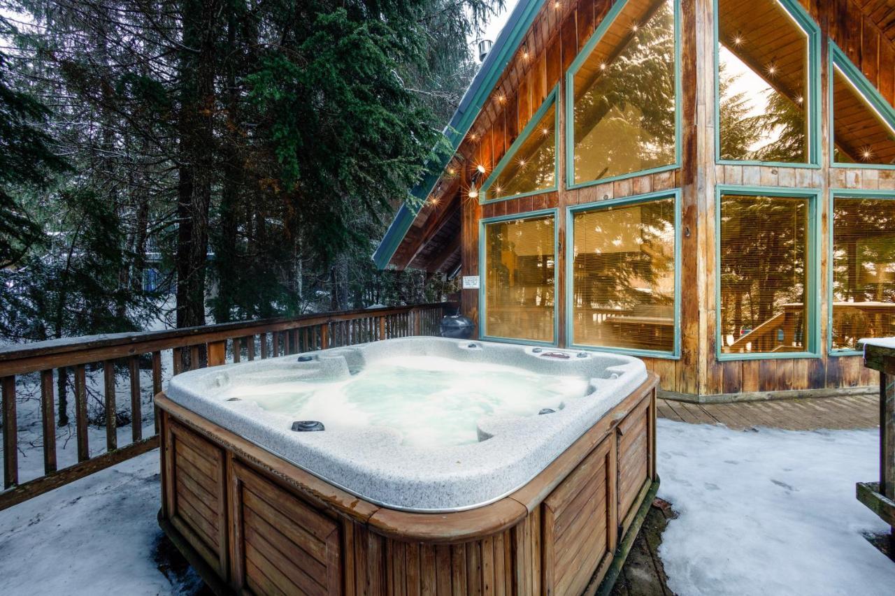 Kelly'S Chalet Girdwood Exterior photo
