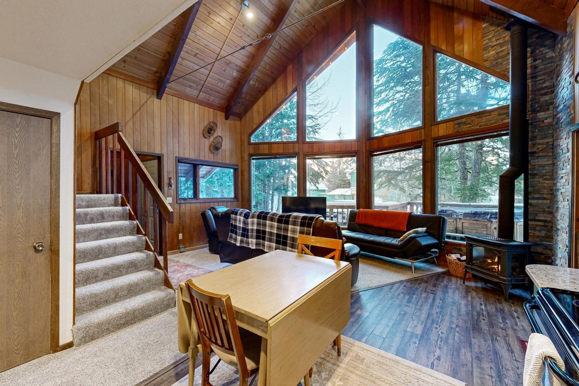 Kelly'S Chalet Girdwood Exterior photo
