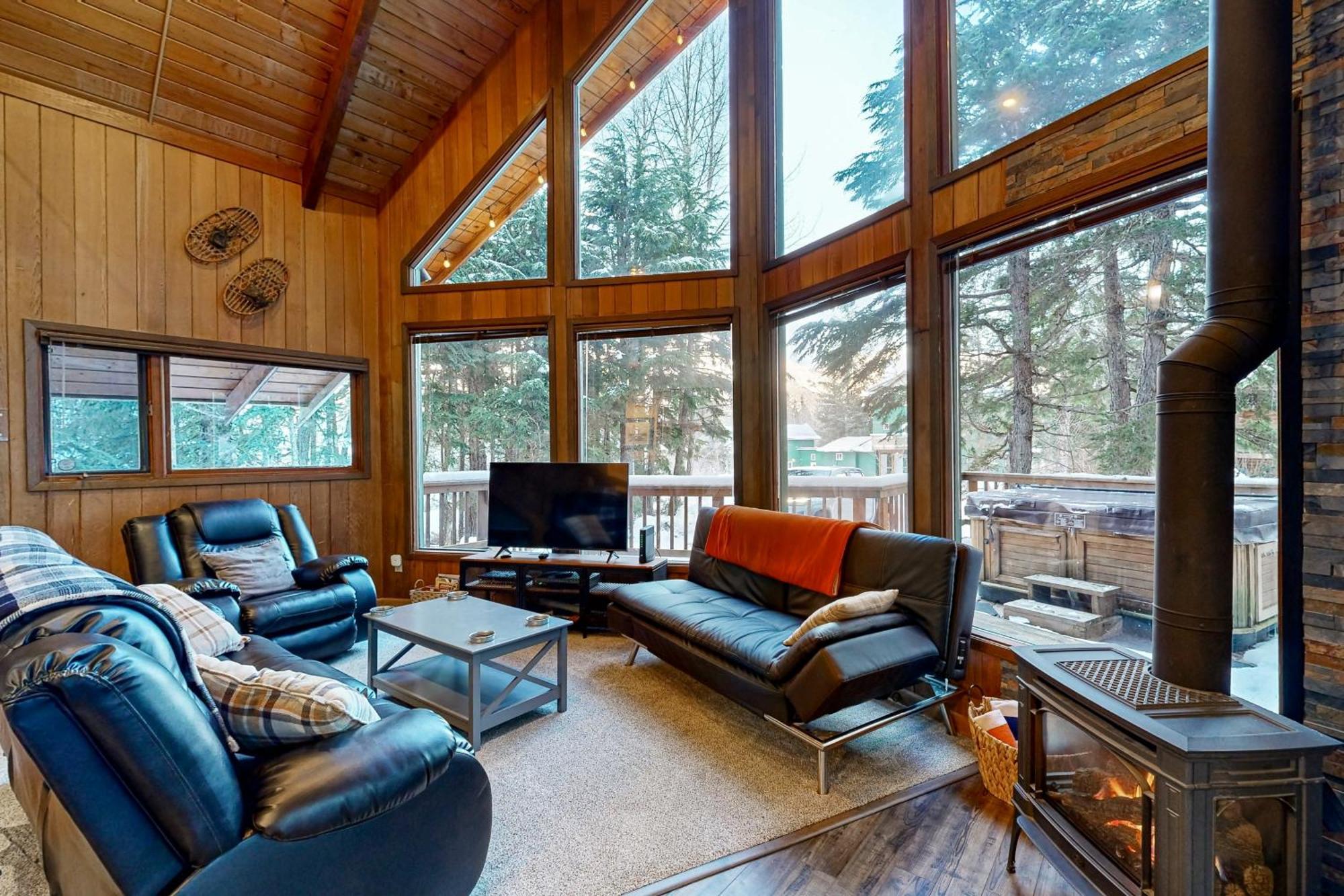 Kelly'S Chalet Girdwood Exterior photo